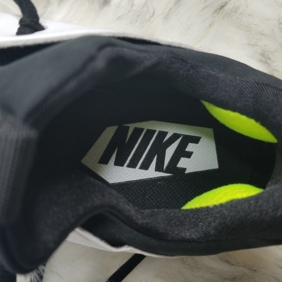 Nike CLEATS baseball grass running sneaker - Picture 3 of 5